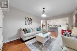 314 DOWSON LOOP | Newmarket Ontario | Slide Image Seventeen