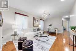 314 DOWSON LOOP | Newmarket Ontario | Slide Image Four