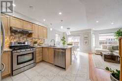 107 WIN TIMBERS CRESCENT | Whitchurch-Stouffville Ontario | Slide Image Thirteen
