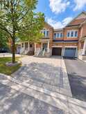 107 WIN TIMBERS CRESCENT | Whitchurch-Stouffville Ontario | Slide Image Two