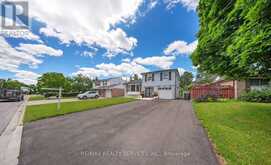 41 BROOKLAND DRIVE | Brampton Ontario | Slide Image Three