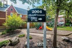 23 - 2004 GLENADA CRESCENT | Oakville Ontario | Slide Image Forty-three