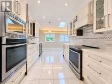 57 COLVIN CRESCENT | Vaughan Ontario | Slide Image Eight