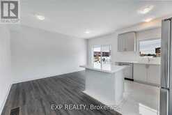 11 EVERGREEN TERRACE | Barrie Ontario | Slide Image Seven