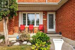 32 BALLYCASTLE CRESCENT | Brampton Ontario | Slide Image Four