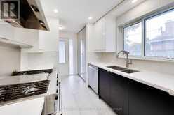 80 SHERWOOD FOREST DRIVE | Markham Ontario | Slide Image Eight