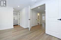 8 HILL DRIVE | Aurora Ontario | Slide Image Fifteen