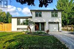 8 HILL DRIVE | Aurora Ontario | Slide Image One