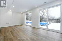 8 HILL DRIVE | Aurora Ontario | Slide Image Twenty-eight