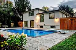 8 HILL DRIVE | Aurora Ontario | Slide Image Thirty-seven