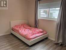 14 PRINGLE AVENUE | Markham Ontario | Slide Image Five