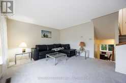 UNIT 5 - 3 KENDLETON DRIVE | Toronto Ontario | Slide Image Fifteen