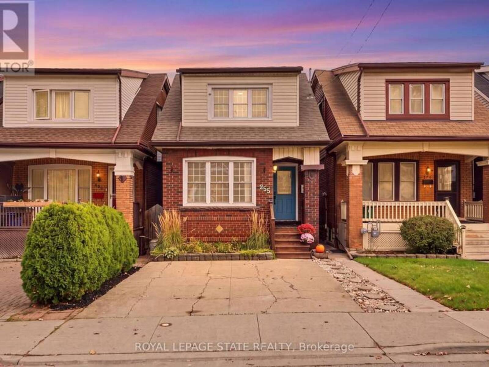 255 OTTAWA STREET S, Hamilton, Ontario L8K 2E9