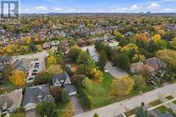 39 COOPERAGE CRESCENT | Richmond Hill Ontario | Slide Image Five