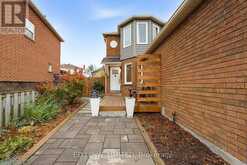 63 WEATHERUP CRESCENT | Barrie Ontario | Slide Image Three