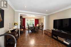 1005 FREDONIA DRIVE | Mississauga Ontario | Slide Image Nine