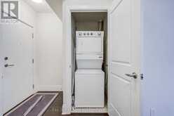 1509 - 330 BURNHAMTHORPE ROAD W | Mississauga Ontario | Slide Image Four