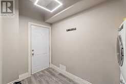 208 MARY STREET | Hamilton Ontario | Slide Image Four
