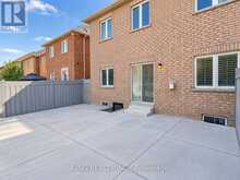 72 BAYLAWN CIRCLE S | Brampton Ontario | Slide Image Five