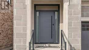 40 SHINING WILLOW COURT | Richmond Hill Ontario | Slide Image Two