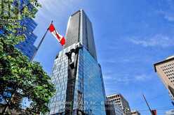 4412 - 488 UNIVERSITY AVENUE | Toronto Ontario | Slide Image Four