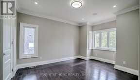 53 EAGLEWOOD BOULEVARD | Mississauga Ontario | Slide Image Eighteen