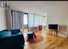 805 - 720 SPADINA AVENUE | Toronto Ontario | Slide Image Six