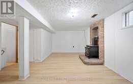 76 COLLINGS AVENUE | Bradford West Gwillimbury Ontario | Slide Image Thirty-five