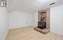 76 COLLINGS AVENUE | Bradford West Gwillimbury Ontario | Slide Image Thirty-seven