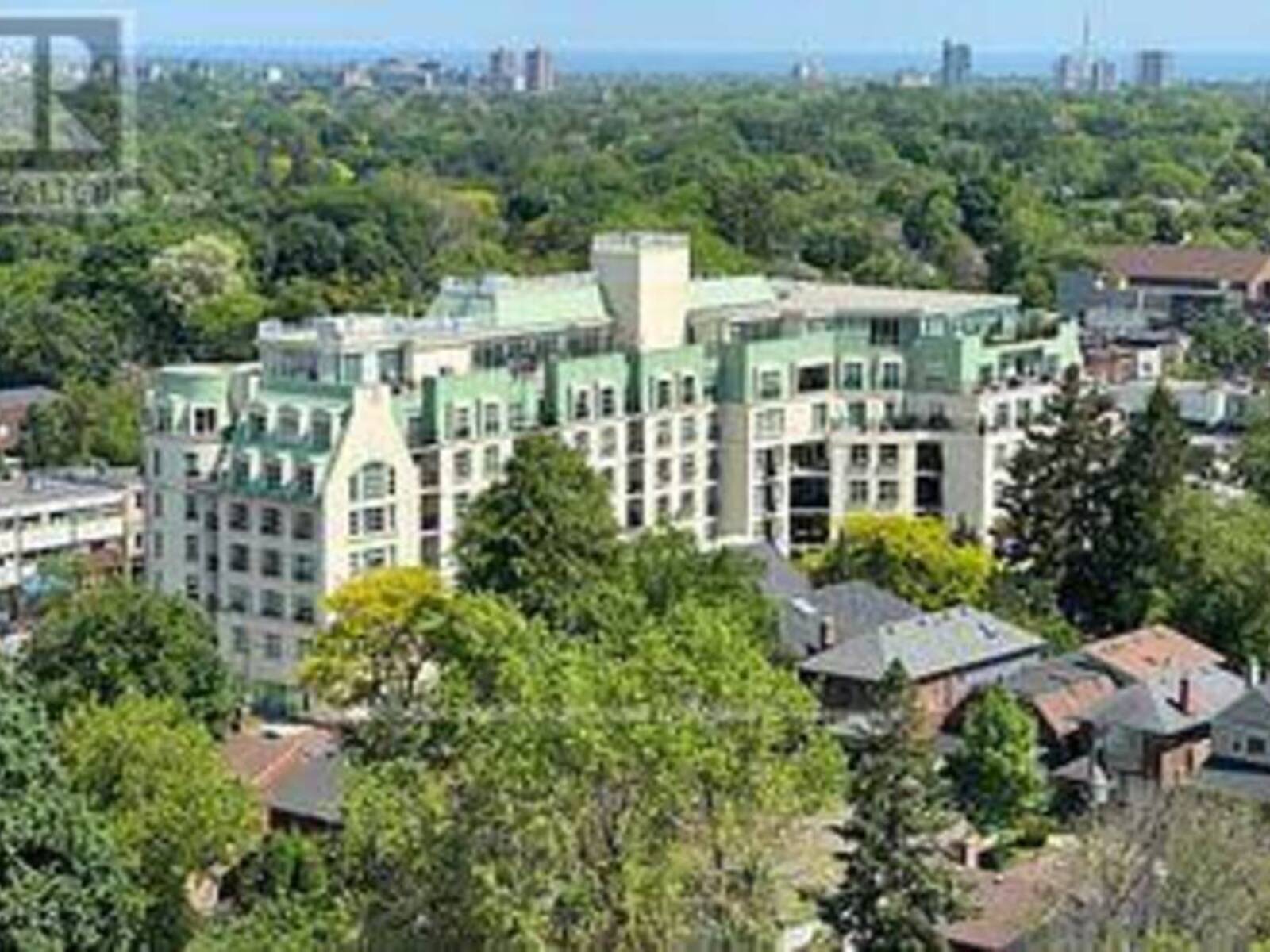 201 - 650 MOUNT PLEASANT ROAD, Toronto, Ontario M4S 2N5