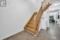 215 PARK DRIVE | Whitchurch-Stouffville Ontario | Slide Image Six