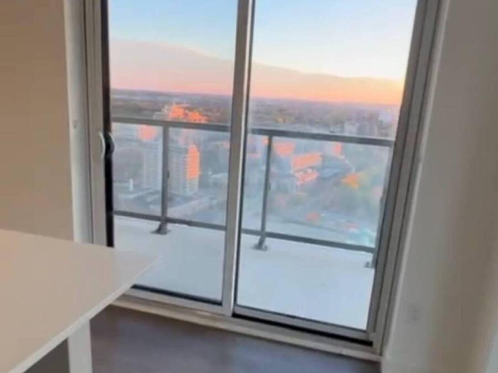 9 - 55 DUKE STREET W, Kitchener, Ontario N2H 0C9
