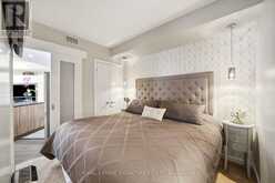 510 - 218 QUEENS QUAY W | Toronto Ontario | Slide Image Nine