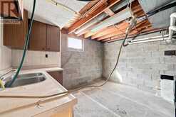 471 ROSSLAND ROAD E | Oshawa Ontario | Slide Image Thirty-seven