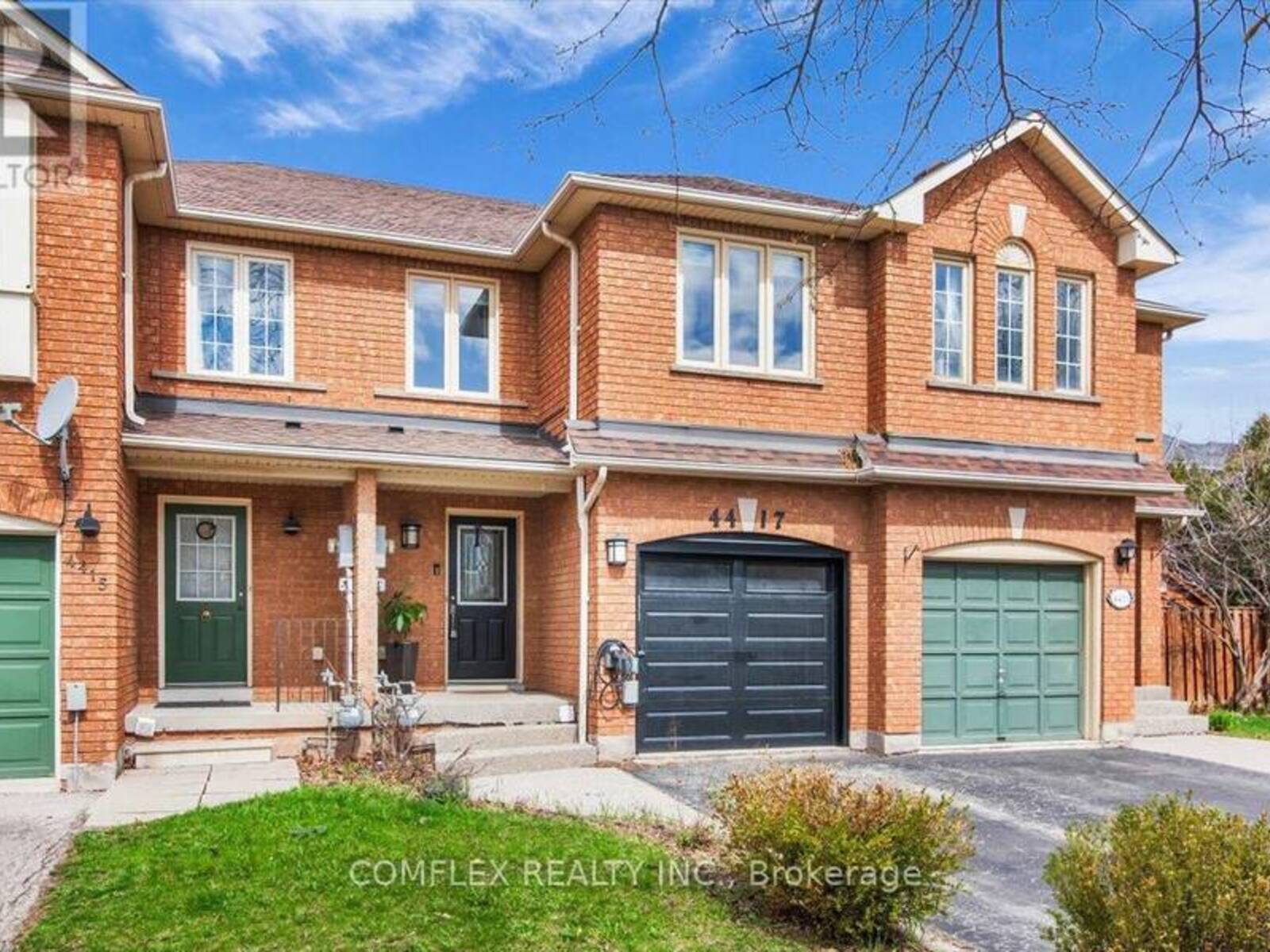 4417 VALLENCE DRIVE, Burlington, Ontario L7L 6J7