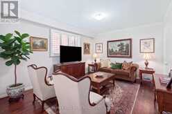 7 CHARNWOOD PLACE | Markham Ontario | Slide Image Five