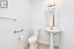 580 ELGIN MILLS ROAD W | Richmond Hill Ontario | Slide Image Fifteen