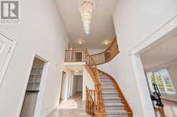 580 ELGIN MILLS ROAD W | Richmond Hill Ontario | Slide Image Seventeen
