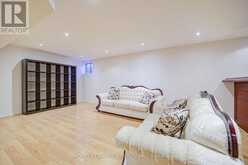 580 ELGIN MILLS ROAD W | Richmond Hill Ontario | Slide Image Thirty-three