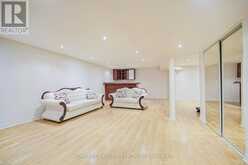 580 ELGIN MILLS ROAD W | Richmond Hill Ontario | Slide Image Thirty-five
