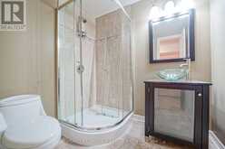 580 ELGIN MILLS ROAD W | Richmond Hill Ontario | Slide Image Thirty-eight