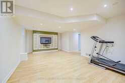 580 ELGIN MILLS ROAD W | Richmond Hill Ontario | Slide Image Forty