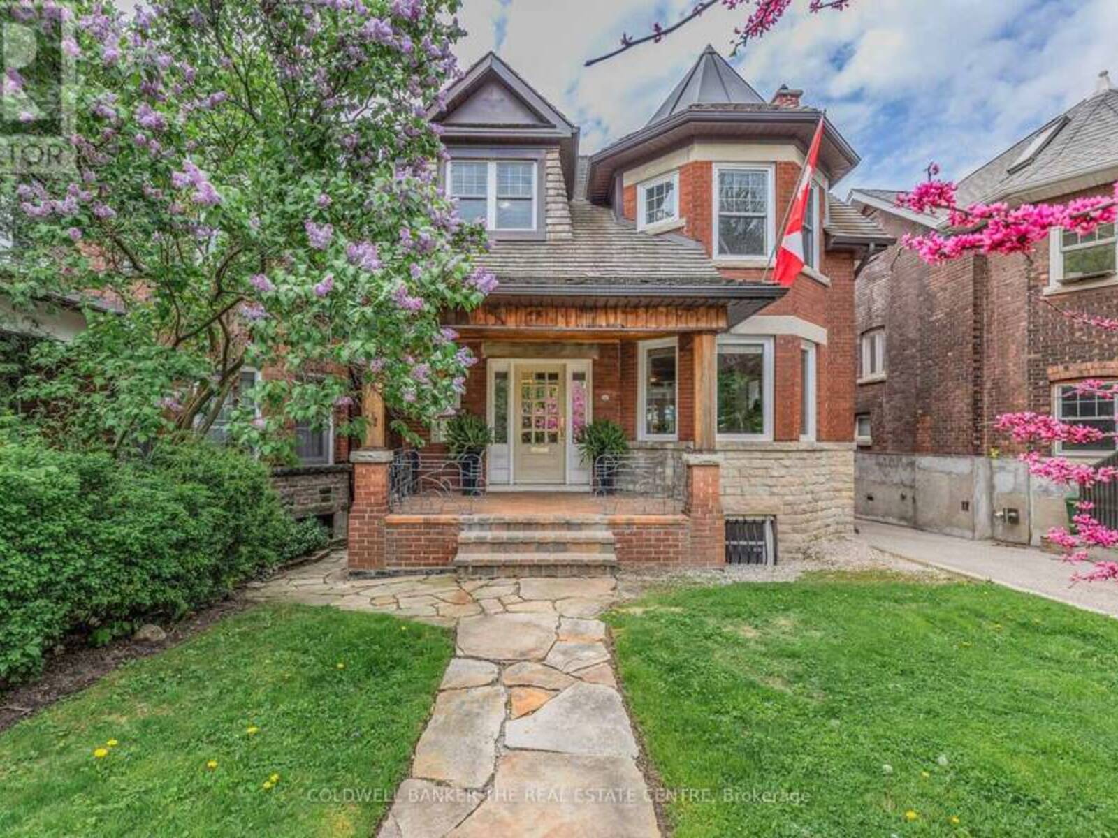 148 RUSHOLME ROAD, Toronto, Ontario M6H 2Y7