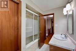 70 RICHELIEU DRIVE | St. Catharines Ontario | Slide Image Eighteen