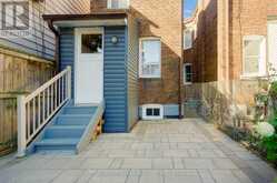 41 MANNING AVENUE | Toronto Ontario | Slide Image Twenty-three