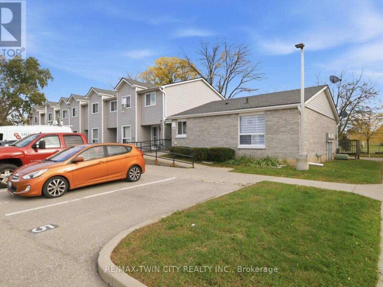 5 - 492 GREY STREET, Brantford, Ontario N3S 7S6