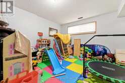 82 BEAVER CRESCENT | Brantford Ontario | Slide Image Seventeen