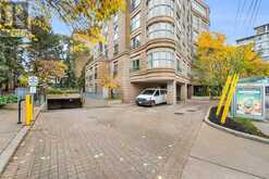 301 - 800 SPADINA ROAD | Toronto Ontario | Slide Image Six