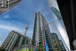 PH03 - 30 GRAND TRUNK CRESCENT | Toronto Ontario | Slide Image Twenty-seven