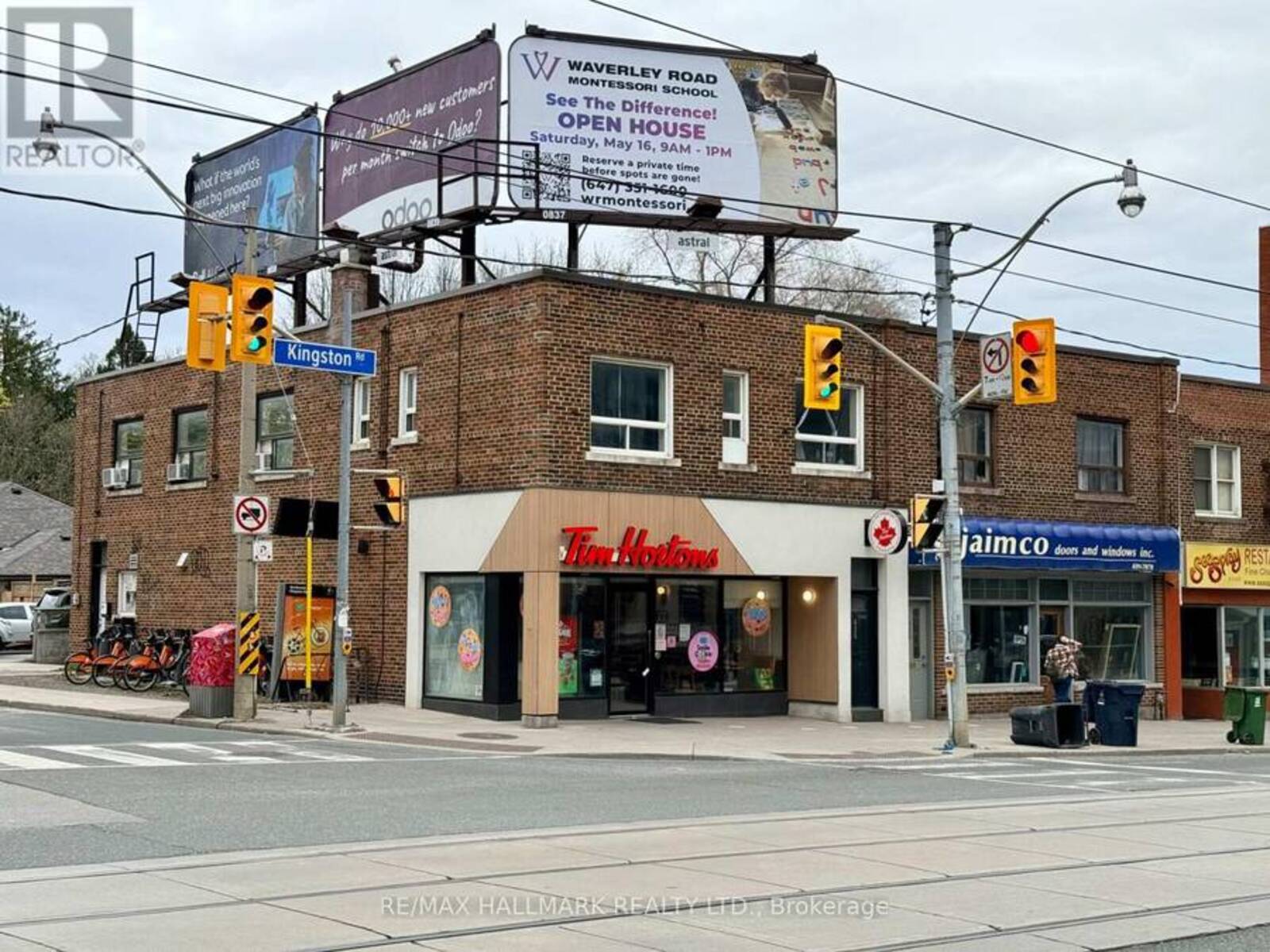 637 KINGSTON ROAD, Toronto, Ontario M4E 1R3